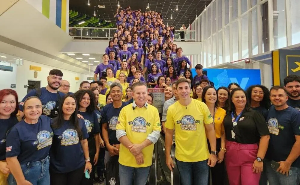 Estudantes da rede estadual embarcam para intercâmbio na Inglaterra cheios de expectativas