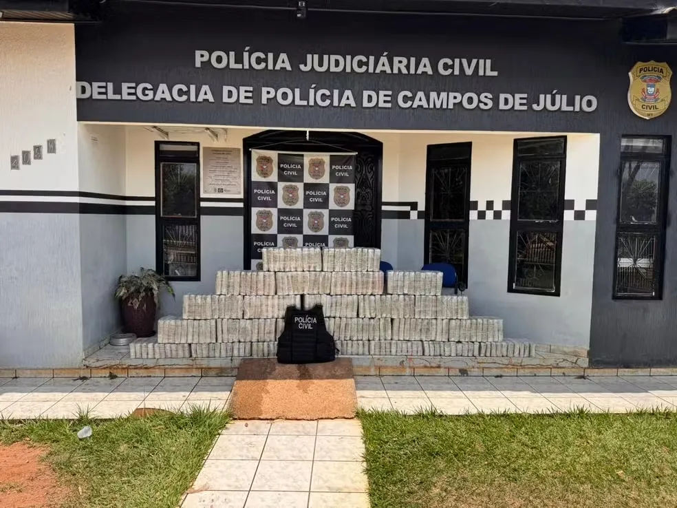 Polícia Civil prende suspeito em flagrante com 240 tabletes de maconha tipo skank