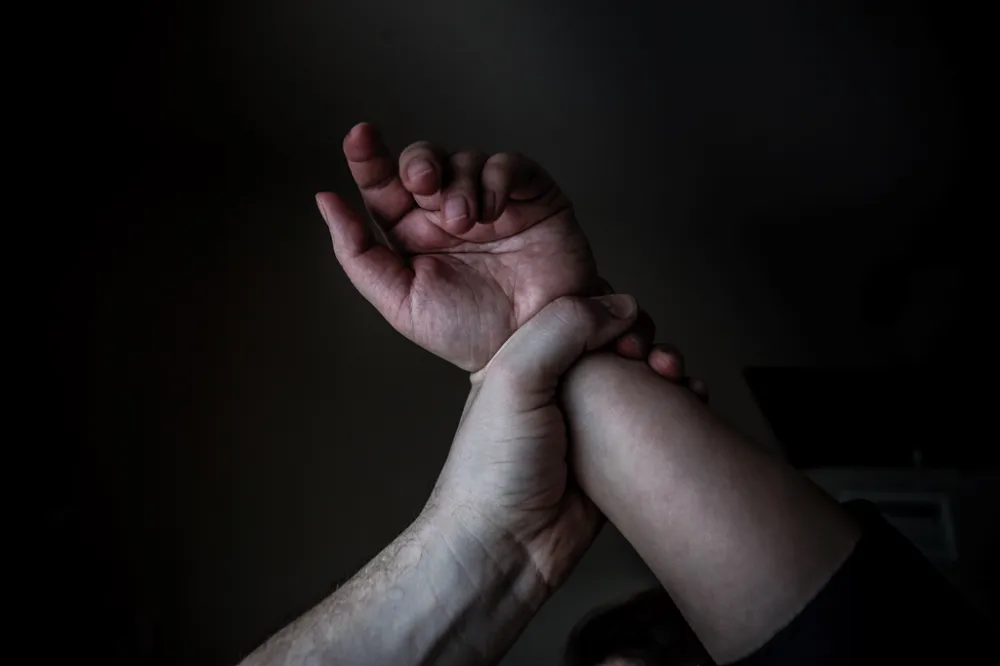 Homem é preso em Alta Floresta por violência doméstica e danos contra ex-companheira