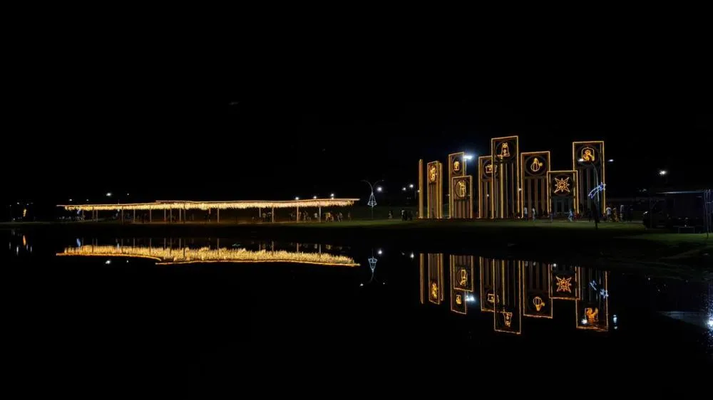 Guarantã do Norte acende Luzes de Natal e lança programação oficial do Réveillon 2026